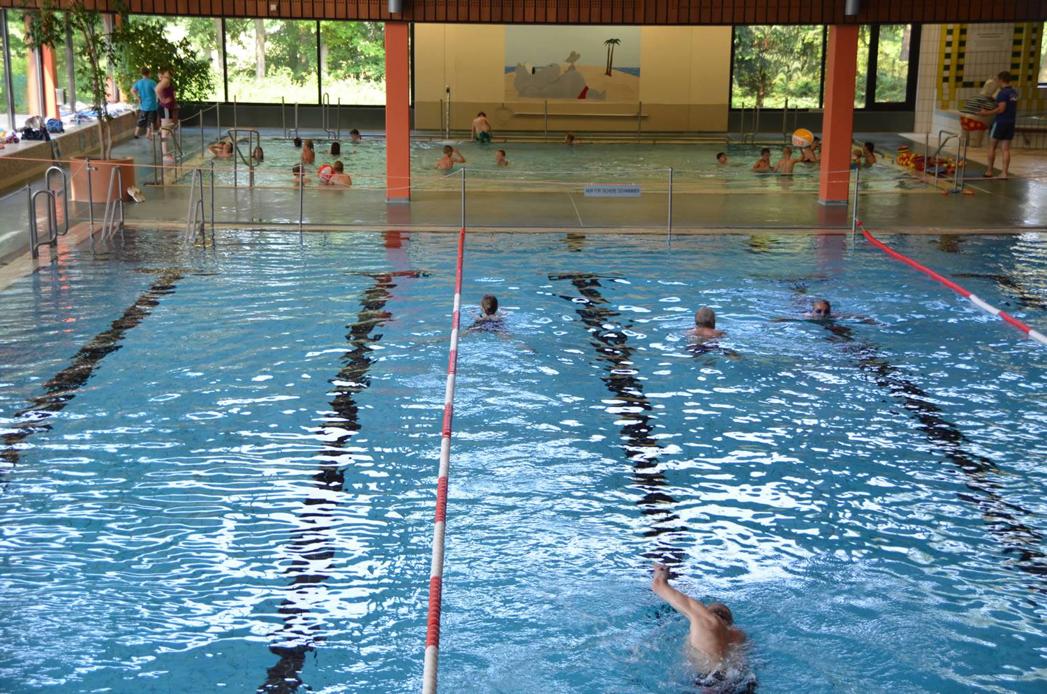 Gartenhallenbad