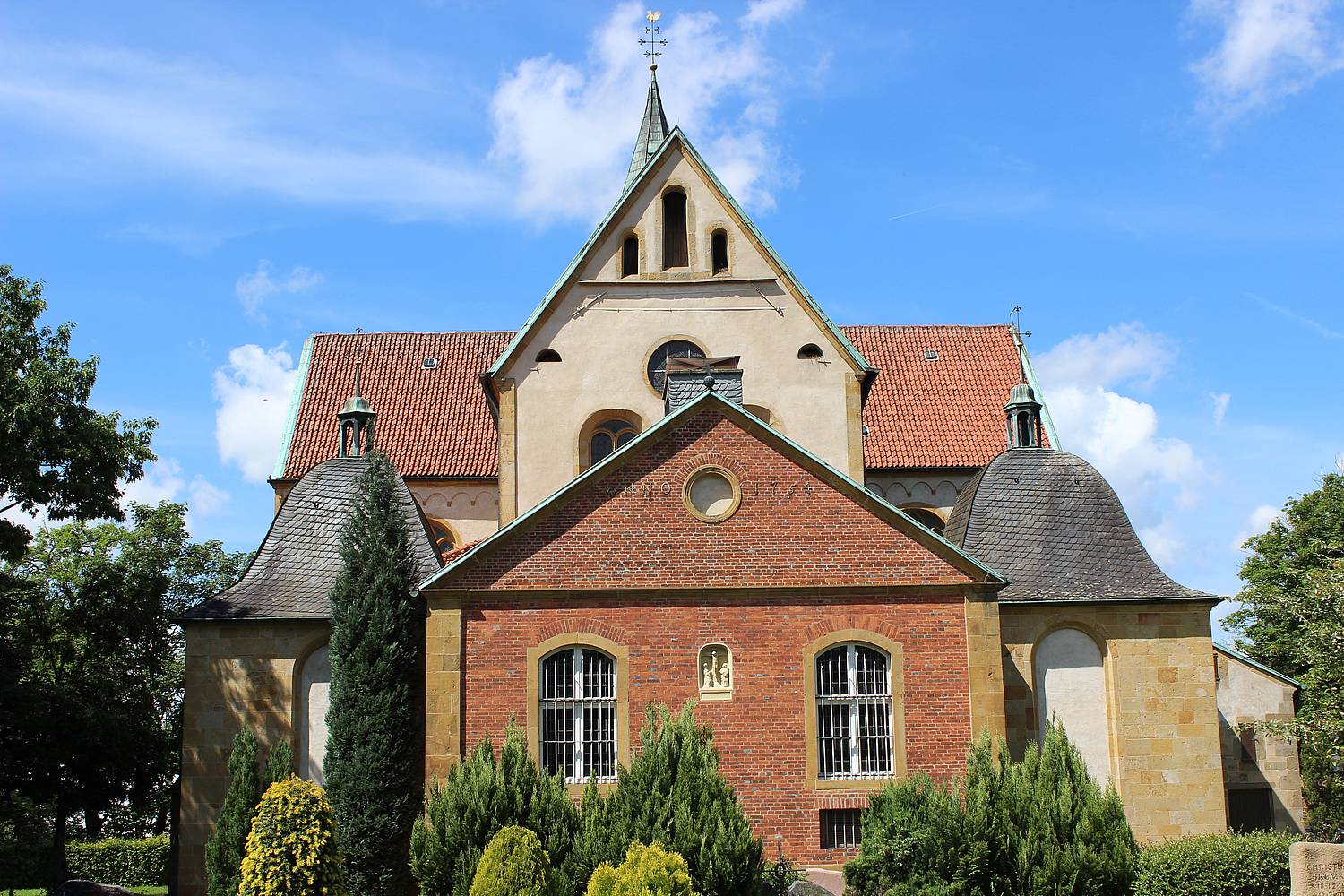 Klosterhof und Abteikirche entdecken